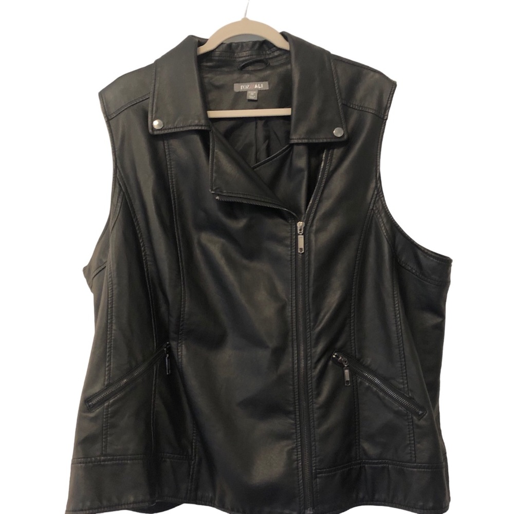 Fox & Ali faux leather 3X vest